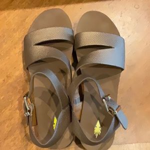 Volatile sandals